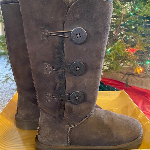UGG Tall Bailey Button Triplet - Picture 2 of 7